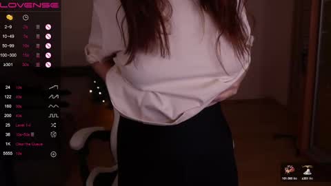 jia_lisaa online show from 16, 1, 2025