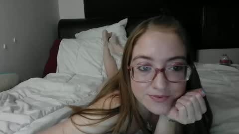 Snapshot of jilliangiselle chatting on 23, 2, 2026 jilliangiselle online show from 23, 2, 2026