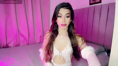 Snapshot of jimenna__ chatting on 3, 1, 2025 jimenna online show from 3, 1, 2025