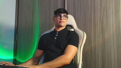 Jimmy Leeh online show from 30, 11, 2025