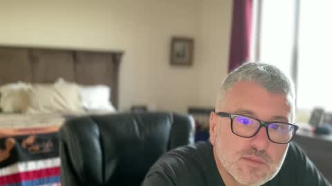 Dad of Three online show from 19, 2, 2025