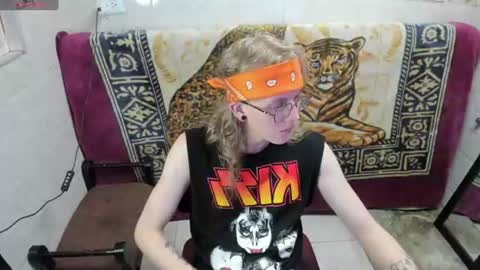 Snapshot of jinnbook chatting on 24, 7, 2026 JinnBook online show from 24, 7, 2026