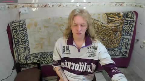 Snapshot of jinnbook chatting on 4, 8, 2026 JinnBook online show from 4, 8, 2026