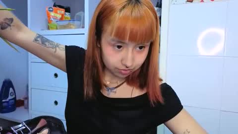 Snapshot of jinxxx_08 chatting on 9, 9, 2025 Minaa online show from 9, 9, 2025