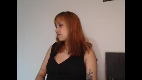 Snapshot of jinxxx_08 chatting on 2, 12, 2025 Minaa online show from 2, 12, 2025