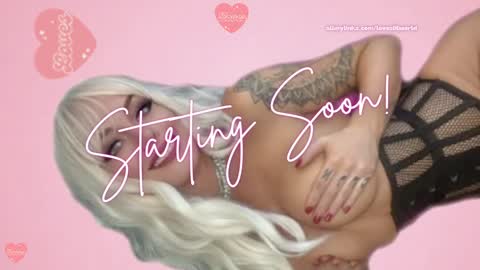 Snapshot of jinxy_loves chatting on 31, 10, 2025 jinxy loves online show from 31, 10, 2025