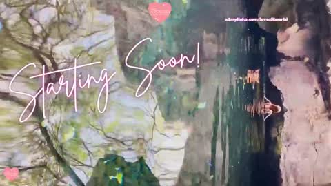 Snapshot of jinxy_loves chatting on 13, 12, 2025 jinxy loves online show from 13, 12, 2025