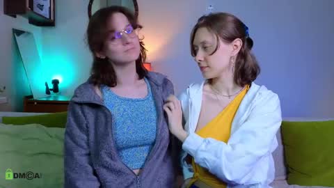 Snapshot of jitoon_exe chatting on 31, 5, 2026 Hey Guys We are Julia ginger Tina brunette online show from 31, 5, 2026