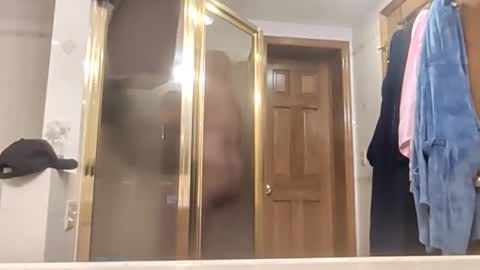 jizzle192 online show from 14, 2, 2026