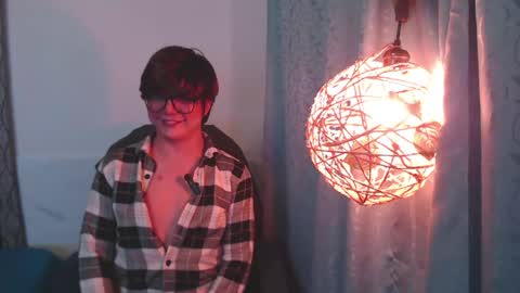 Snapshot of jnick_21 chatting on 17, 4, 2026 Nick online show from 17, 4, 2026
