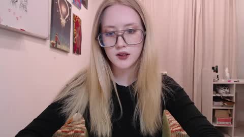 Snapshot of joan_kiss chatting on 2, 6, 2026 joan_kiss online show from 2, 6, 2026