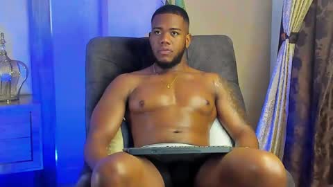 JOAN SAENZ online show from 8, 3, 2025