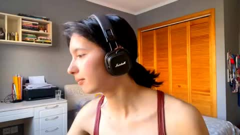 joanaphippin online show from 24, 4, 2026