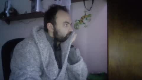 Snapshot of joaodias_18 chatting on 5, 1, 2025 joaodias_18 online show from 5, 1, 2025