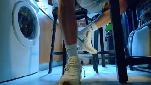 Snapshot of jobbeduval chatting on 9, 3, 2025 GUILLAUME feet and socks online show from 9, 3, 2025