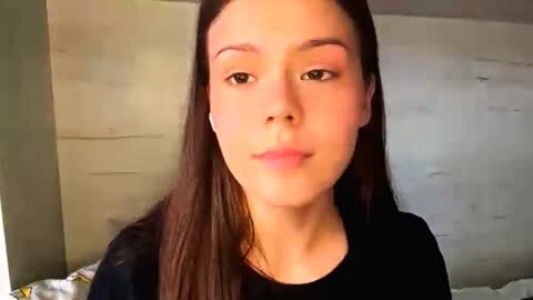 Mila online show from 22, 3, 2026