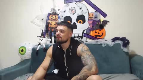 Snapshot of jodogs chatting on 26, 10, 2025 Tiberius online show from 26, 10, 2025