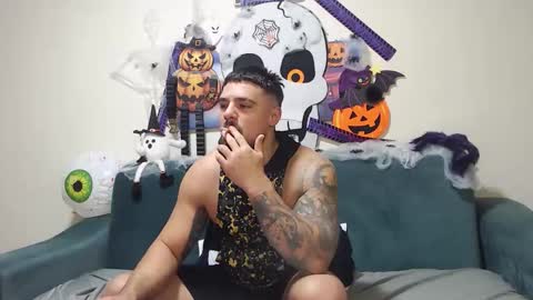 Snapshot of jodogs chatting on 27, 10, 2025 Tiberius online show from 27, 10, 2025