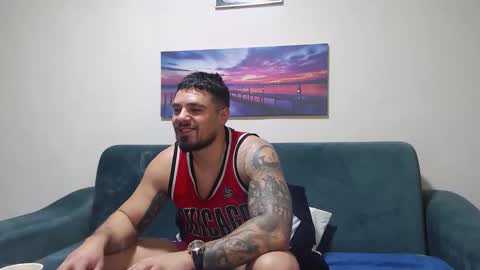 Snapshot of jodogs chatting on 16, 11, 2025 Tiberius online show from 16, 11, 2025