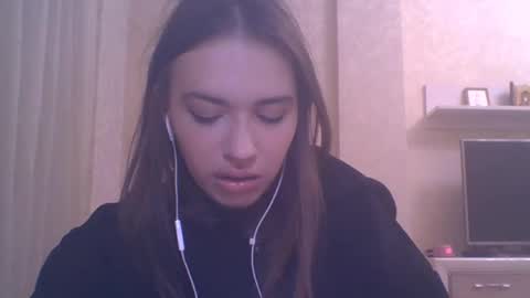 Jennifer online show from 27, 10, 2025