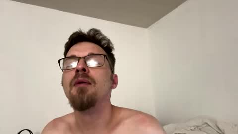 Xtina online show from 16, 2, 2025