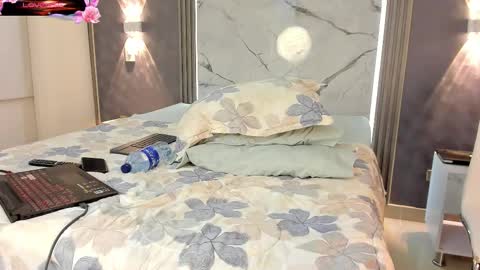 Johan Williams online show from 5, 11, 2025