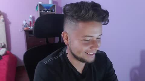 Snapshot of johanleonsweetboy chatting on 18, 7, 2026 JOHAN independient model online show from 18, 7, 2026