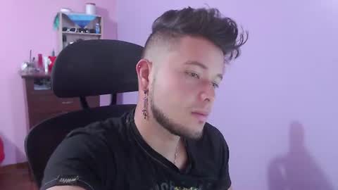 Snapshot of johanleonsweetboy chatting on 20, 7, 2026 JOHAN independient model online show from 20, 7, 2026
