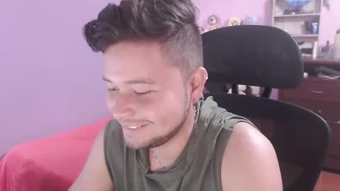 Snapshot of johanleonsweetboy chatting on 29, 7, 2026 JOHAN independient model online show from 29, 7, 2026