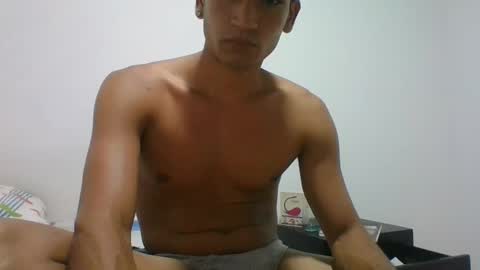 Snapshot of johanorozco693 chatting on 9, 3, 2025 johan online show from 9, 3, 2025