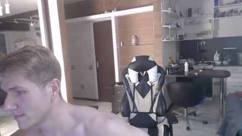 Snapshot of john_harris7 chatting on 4, 8, 2026 John online show from 4, 8, 2026
