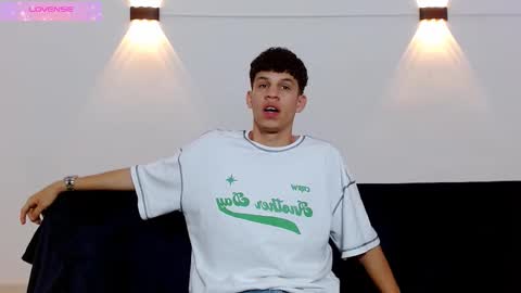 john_ssnow29 online show from 11, 9, 2025