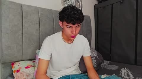 John Vichenso online show from 15, 12, 2024