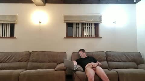 johnathan_stuart33 online show from 1, 6, 2026