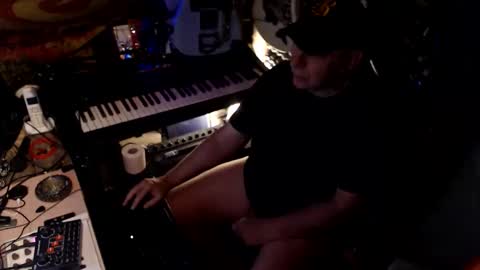 johnfeelgood004 online show from 16, 4, 2026