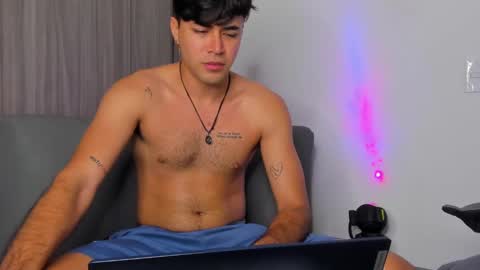 johnny_bravo777 online show from 6, 2, 2025