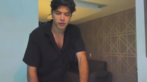 johnny_bravo777 online show from 16, 2, 2025