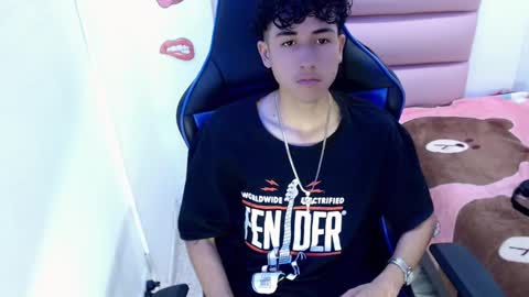 johnny_cagee online show from 2, 12, 2024