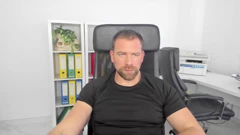 johnnydough82 online show from 11, 1, 2025