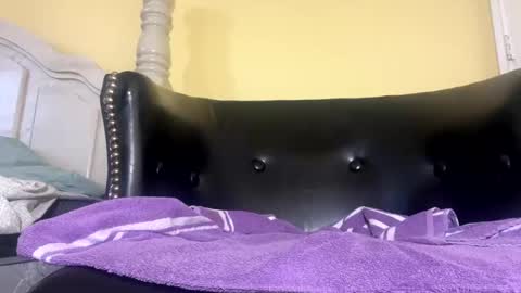 JohnnyHunggg online show from 2, 3, 2025