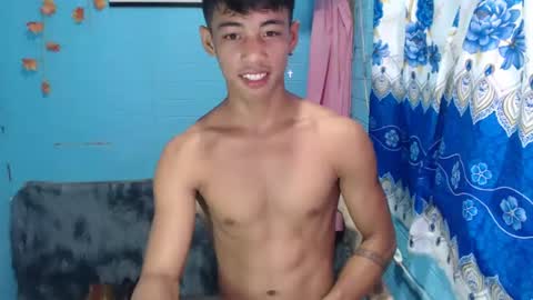 Snapshot of johnydestroyer chatting on 12, 2, 2025 johnydestroyer online show from 12, 2, 2025