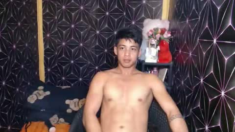 Snapshot of johnydestroyer chatting on 8, 2, 2026 johnydestroyer online show from 8, 2, 2026