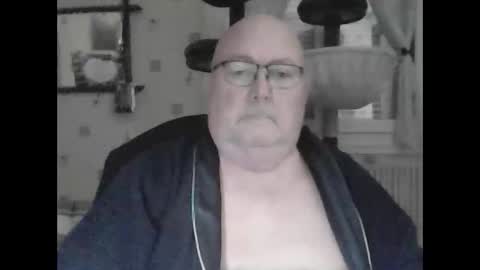 jojo60000529566 online show from 4, 12, 2024