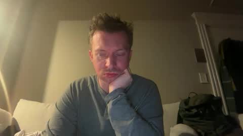 jojohalloran64 online show from 14, 1, 2026