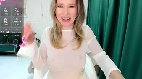 Snapshot of jolie_ozolla chatting on 15, 1, 2026 Jolie Ozolla online show from 15, 1, 2026