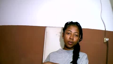 Snapshot of joliekah27 chatting on 15, 2, 2025 joliekah27 online show from 15, 2, 2025