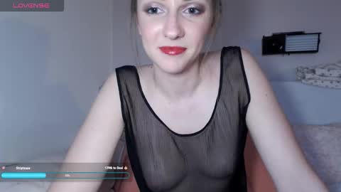 Snapshot of jolieroseeparis chatting on 10, 2, 2026 Rose online show from 10, 2, 2026