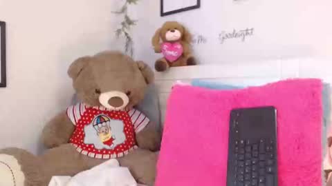 Snapshot of joliet_ chatting on 28, 4, 2026 Joliet online show from 28, 4, 2026