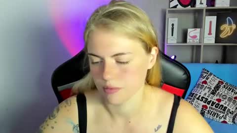 Snapshot of jolly_doll_ chatting on 30, 6, 2026 Jolly online show from 30, 6, 2026