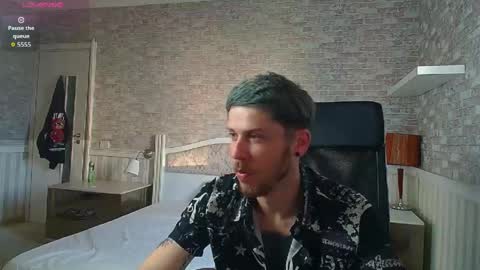 Snapshot of jonahshaw chatting on 4, 6, 2026 JonahShaw online show from 4, 6, 2026